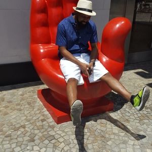 Meet your Posher, Harry